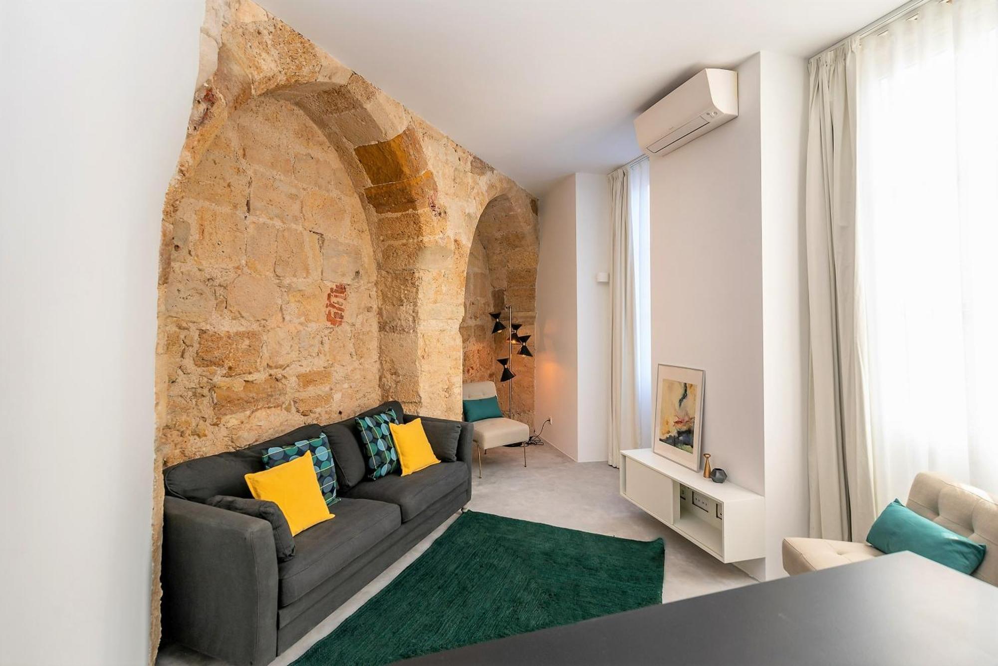 Be Local - Historic House Of Santo Andre In Alfama - Lisbon Apartment ภายนอก รูปภาพ